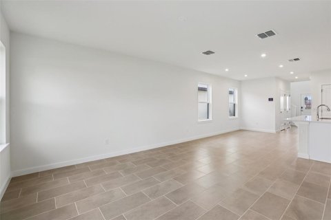 House in Lakeland, Florida 4 bedrooms, 206.89 sq.m. № 1686614 - photo 8