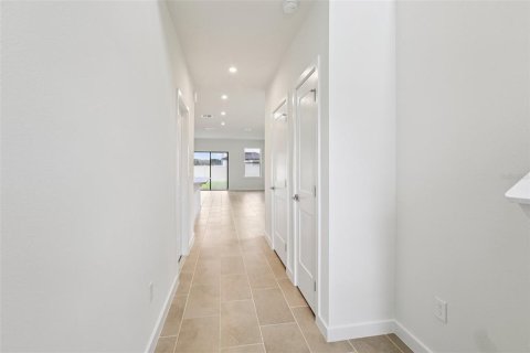 House in Lakeland, Florida 4 bedrooms, 206.89 sq.m. № 1686614 - photo 5