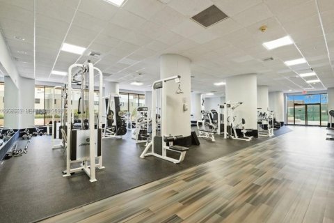 Condominio en alquiler en Miami, Florida, 3 dormitorios, 181.16 m2 № 2017658 - foto 22