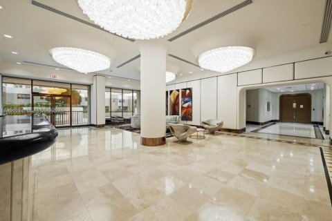 Condominio en alquiler en Miami, Florida, 3 dormitorios, 181.16 m2 № 2017658 - foto 20