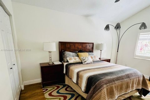 Touwnhouse à vendre à Orlando, Floride: 2 chambres, 170.2 m2 № 2008345 - photo 25