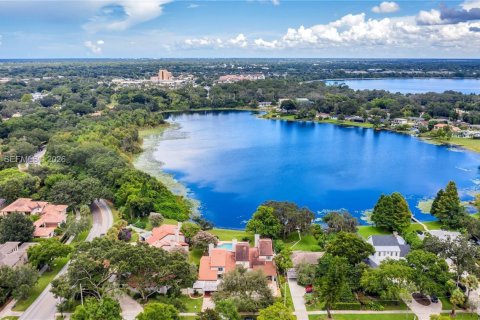 Touwnhouse à vendre à Orlando, Floride: 2 chambres, 170.2 m2 № 2008345 - photo 2