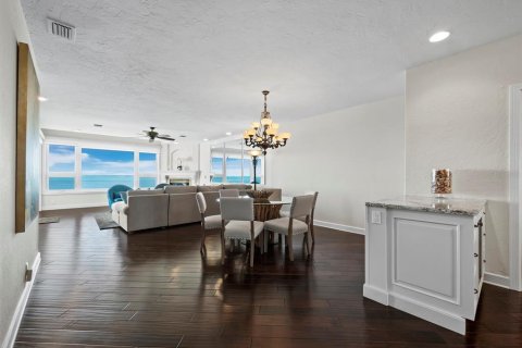 Condominio en venta en Longboat Key, Florida, 3 dormitorios, 219.71 m2 № 1639864 - foto 23