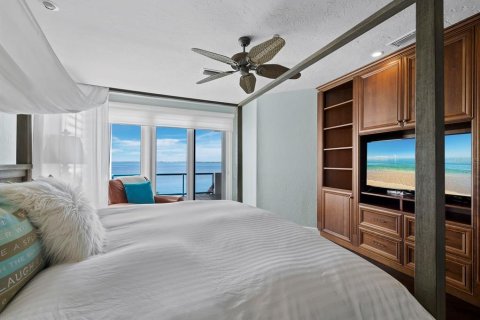Condominio en venta en Longboat Key, Florida, 3 dormitorios, 219.71 m2 № 1639864 - foto 25