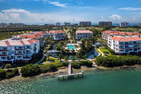 Condominio en venta en Longboat Key, Florida, 3 dormitorios, 219.71 m2 № 1639864 - foto 1