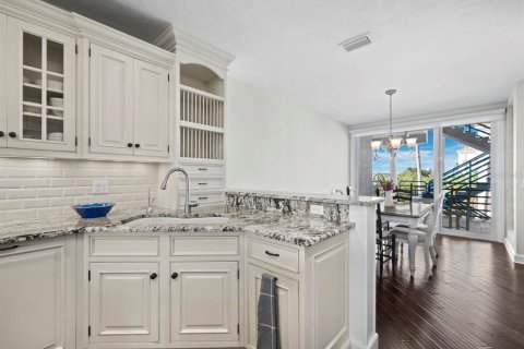 Condominio en venta en Longboat Key, Florida, 3 dormitorios, 219.71 m2 № 1639864 - foto 8