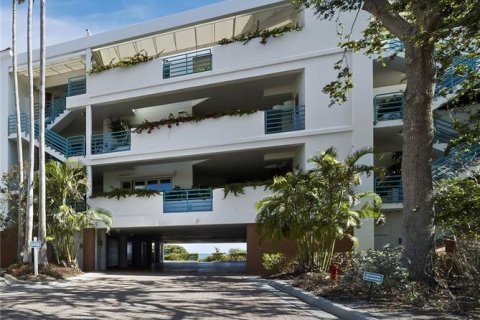 Condominio en venta en Longboat Key, Florida, 3 dormitorios, 219.71 m2 № 1639864 - foto 2