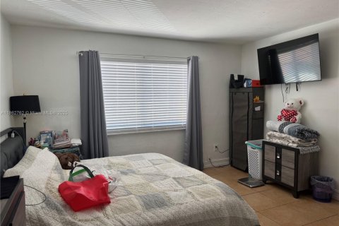 Condo in North Miami Beach, Florida, 1 bedroom  № 1890959 - photo 7