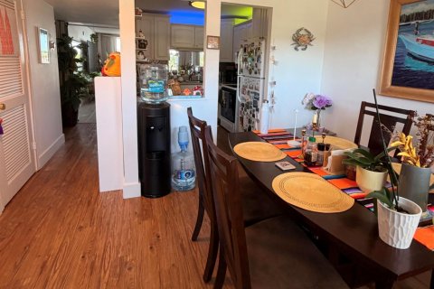 Copropriété à vendre à Pompano Beach, Floride: 2 chambres, 100.15 m2 № 2181665 - photo 12