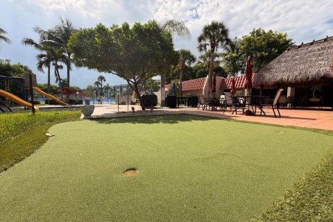 Copropriété à vendre à Pompano Beach, Floride: 2 chambres, 100.15 m2 № 2181665 - photo 21