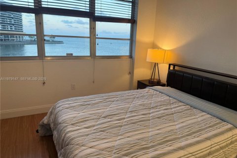 Copropriété à louer à Miami, Floride: 3 chambres, 91.97 m2 № 2046177 - photo 7