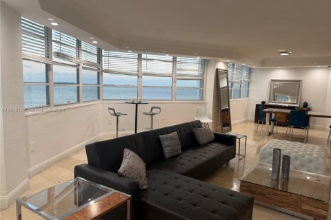 Copropriété à louer à Miami, Floride: 3 chambres, 91.97 m2 № 2046177 - photo 12