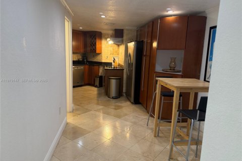 Copropriété à louer à Miami, Floride: 3 chambres, 91.97 m2 № 2046177 - photo 16