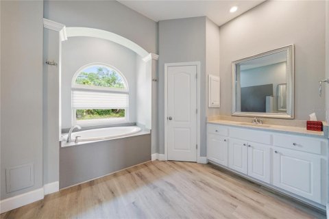 Купить виллу или дом в Порт-Шарлотт, Флорида 6 комнат, 218.13м2, № 2104501 - фото 13