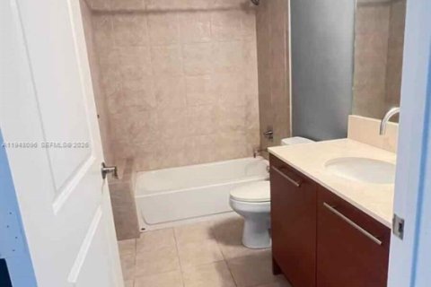 Снять в аренду кондоминиум в Санрайз, Флорида 3 спальни, 143.63м2, № 2006372 - фото 27