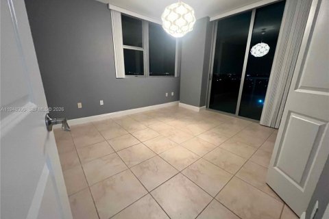 Снять в аренду кондоминиум в Санрайз, Флорида 3 спальни, 143.63м2, № 2006372 - фото 29