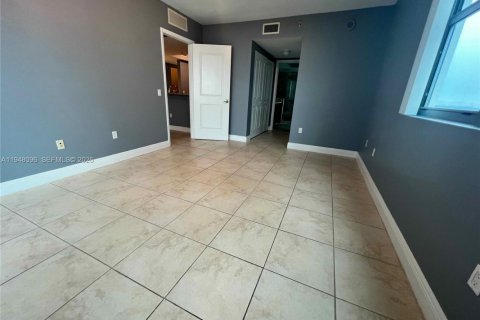 Снять в аренду кондоминиум в Санрайз, Флорида 3 спальни, 143.63м2, № 2006372 - фото 14