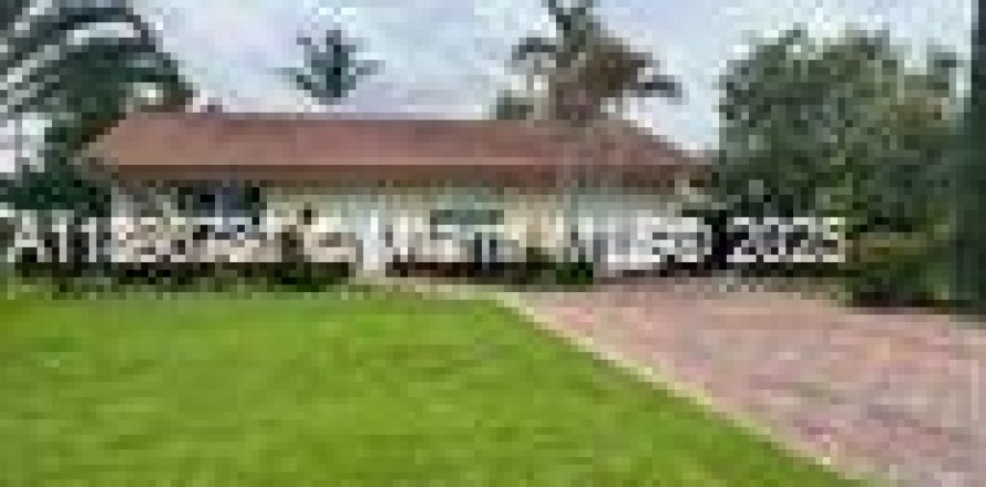 Villa ou maison à Tamarac, Floride 2 chambres, 80.27 m2 № 1948395