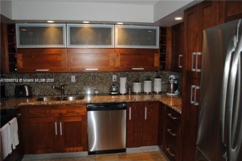 Condominio en venta en Miami, Florida, 2 dormitorios, 126.53 m2 № 1951539 - foto 4