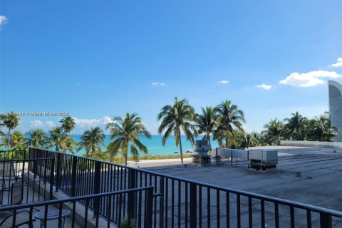 Condominio en venta en Miami Beach, Florida, 32.52 m2 № 1944074 - foto 3