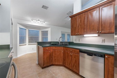 House in South Daytona, Florida 3 bedrooms, 159.7 sq.m. № 1908203 - photo 24