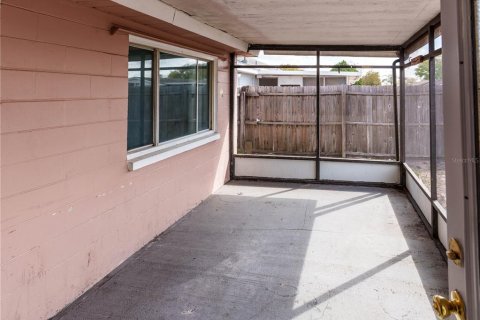 Villa ou maison à vendre à New Port Richey, Floride: 3 chambres, 111.2 m2 № 2102163 - photo 20