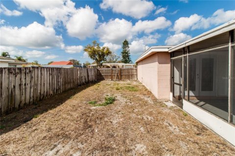 Villa ou maison à vendre à New Port Richey, Floride: 3 chambres, 111.2 m2 № 2102163 - photo 21