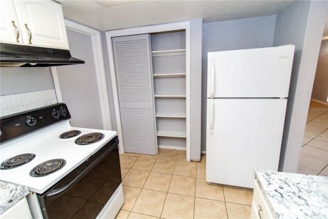Villa ou maison à vendre à New Port Richey, Floride: 3 chambres, 111.2 m2 № 2102163 - photo 15