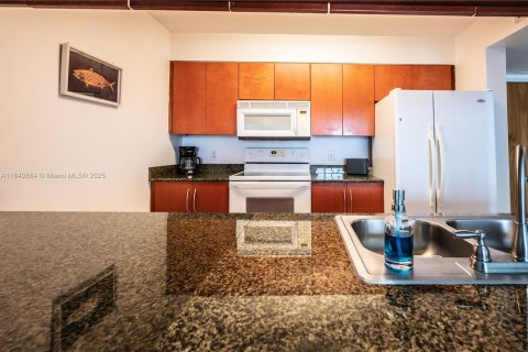 Copropriété à louer à Miami, Floride: 1 chambre, 76.64 m2 № 1830230 - photo 5
