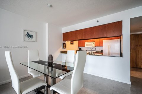 Copropriété à louer à Miami, Floride: 1 chambre, 76.64 m2 № 1830230 - photo 7