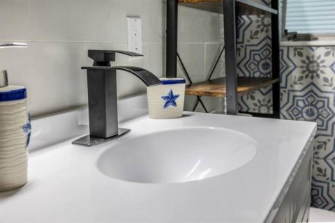 Снять в аренду квартиру в Орландо, Флорида 3 комнаты, 74.32м2, № 637031 - фото 9