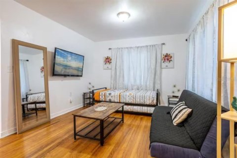 Снять в аренду квартиру в Орландо, Флорида 3 комнаты, 74.32м2, № 637031 - фото 11