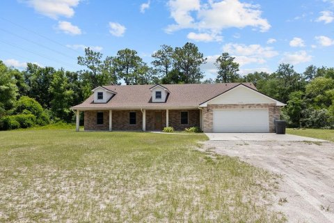 Casa en alquiler en Orange City, Florida, 3 dormitorios, 177.54 m2 № 1857651 - foto 1