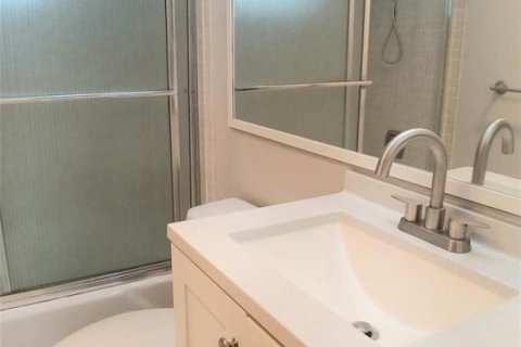Copropriété à louer à Hollywood, Floride: 1 chambre, 72 m2 № 2290413 - photo 14