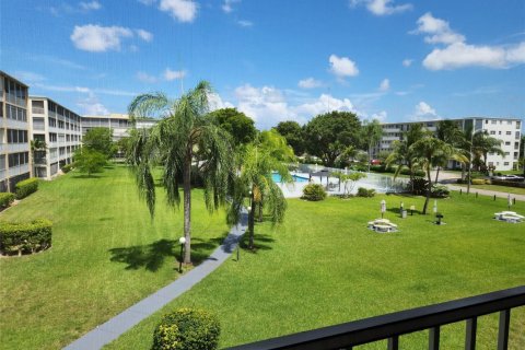 Copropriété à louer à Hollywood, Floride: 1 chambre, 72 m2 № 2290413 - photo 19