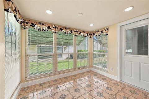House in Palm Harbor, Florida 2 bedrooms, 113.34 sq.m. № 2387349 - photo 14