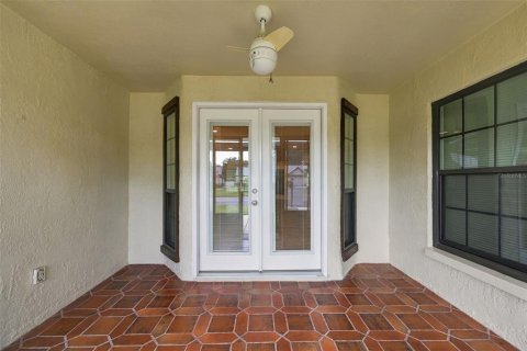House in Palm Harbor, Florida 2 bedrooms, 113.34 sq.m. № 2387349 - photo 4