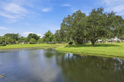 House in Palm Harbor, Florida 2 bedrooms, 113.34 sq.m. № 2387349 - photo 26