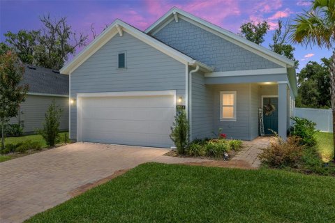 House in Ocala, Florida 3 bedrooms, 182.65 sq.m. № 1782746 - photo 1