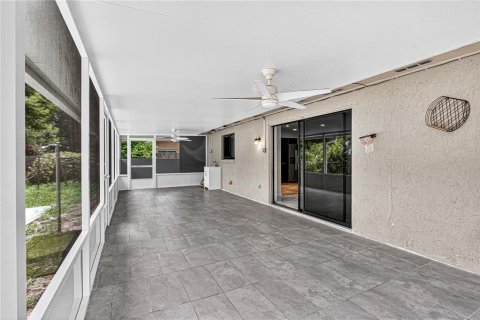 Купить виллу или дом в Лейк-Мэри, Флорида 6 комнат, 149.39м2, № 2329466 - фото 14
