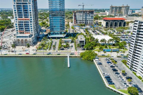 Propiedad comercial en venta en West Palm Beach, Florida № 2250070 - foto 9