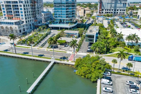 Propiedad comercial en venta en West Palm Beach, Florida № 2250070 - foto 5