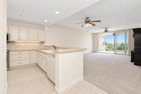 Copropriété à vendre à Rotonda, Floride: 3 chambres, 170.66 m2 № 2414898 - photo 24
