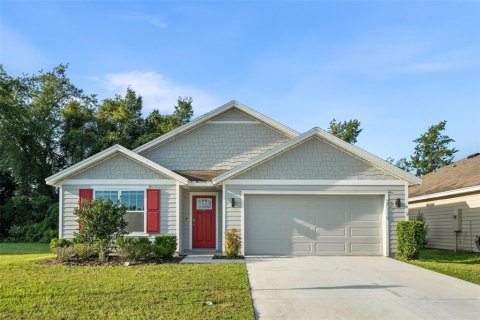 House in Newberry, Florida 4 bedrooms, 164.62 sq.m. № 2283649