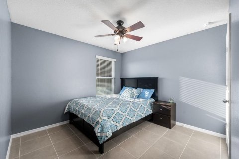 House in Newberry, Florida 4 bedrooms, 164.62 sq.m. № 2283649 - photo 8