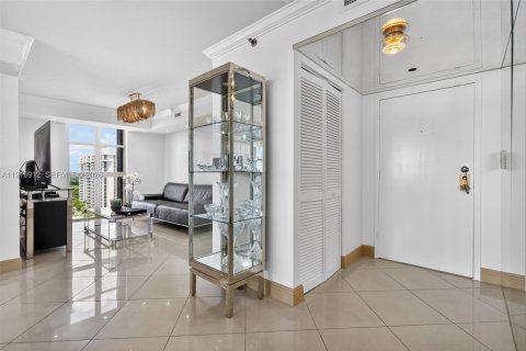 Copropriété à vendre à Miami, Floride: 2 chambres, 136.47 m2 № 2082550 - photo 11