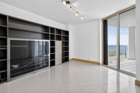 Copropriété à vendre à Miami, Floride: 2 chambres, 136.47 m2 № 2082550 - photo 21
