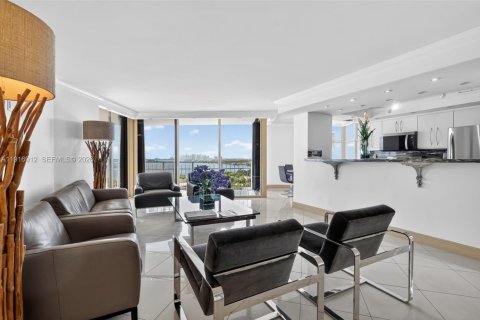 Condo à Miami, Floride, 2 chambres  № 2082550