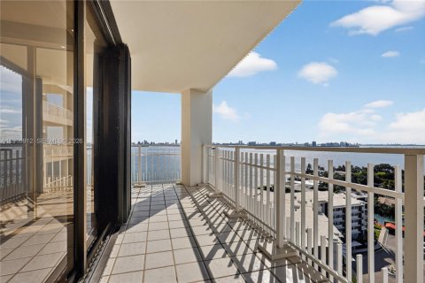 Copropriété à vendre à Miami, Floride: 2 chambres, 136.47 m2 № 2082550 - photo 30