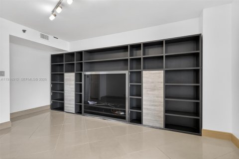 Copropriété à vendre à Miami, Floride: 2 chambres, 136.47 m2 № 2082550 - photo 19